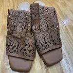 Golo Sandals Women's 8.5 Brown Leather Lace Pattern Stacked Heeled Preppy S64 Photo 0
