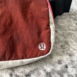 Lululemon Everywhere Belt Bag *1L Photo 3