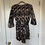 5/48 Black and Cream Patterned Romper Size Small Photo 7