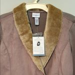 Jaclyn Smith Women’s  Tan Teddy Jacket with Faux Fur Collar Photo 4