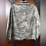 Topshop  Green Camouflage Utility Jacket! Size 4! Oversized fit. Perfect shape! Photo 3