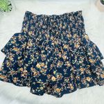 SheIn Ditsy Floral Ruffle Skorts Size small in Juniors Photo 5