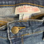 Isabel Maternity  Cropped Skinny Jeans Photo 3