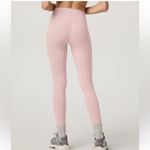 Vuori  All The Form Leggings Vintage Rose Size Medium nwt Photo 2