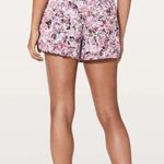 Lululemon  Tracker Short V *4" Blossom Spritz Multi size 10 Photo 7