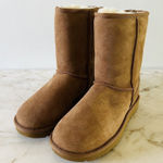 UGG  AUSTRALIA Chestnut Suede Classic Short Shearling Boots - US 7 Photo 0