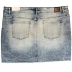 Maurice's  Vintage High Rise Light Wash Fray Hem Denim Jean Skirt Women’s 22 Photo 1