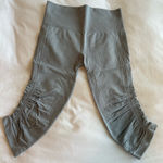 Lululemon  Capri Leggings Photo 0