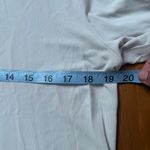 MM.LaFleur MM. LeFleur Women's Bone White V-Neck Long Sleeve Curved Hem Top Size Large Photo 4