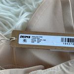 SKIMS Wireless Form T-shirt Bra Sand Size 32A Photo 5