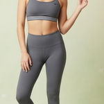 Nike Women's XS Grey & White Striped Sports Bra Photo 0