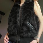 furry black leather vest Size M Photo 2