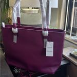 Coach Authentic  1941 pebbled leather zip top Tote Photo 2