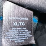 The North Face Striped Sweater is a Men’s size XL. Photo 4