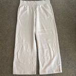 Nike  Women’s Sweatpants  Photo 0