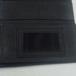 Guess Wallet Photo 8