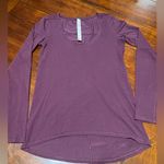 Lululemon  Scoop Neck Purple Lightweight Tee Long Sleeve. Photo 0