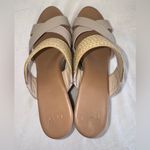 UGG  Women’s Adriana Platform Espadrille Style Wedge Cream Sandals Size 11 Photo 5