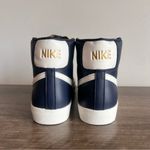 Nike  Blazer Mid '77 Women's Shoe Size 9 #B1849 Photo 3