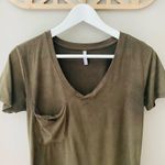 Z Supply  Suede V-Neck Tee Shirt Green Sz Small Photo 1