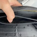 Kenneth Cole Black Leather Full Zip Wallet Gold Hardware Classic Womens Photo 8