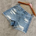 American Eagle Women’s Comfort Stretch Waistband Curvy Mom Shorts Distressed 6 Photo 0