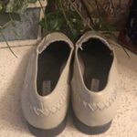 Partners gray tan slip on Manitoba loafers flats Women’s Size 9 Gray Photo 3