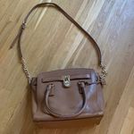 Michael Kors Crossbody Purse Photo 0