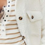 Aerie Dream Sherpa Photo 1