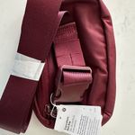 Lululemon NWT Brand New  Everyday Belt Bag 1L in Red Merlot RDMR Photo 3