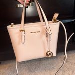 Michael Kors Crossbody Purse Photo 5