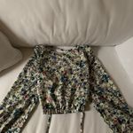 SheIn Floral Strappy Back Crop Top Photo 3