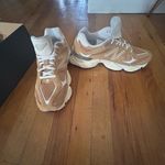 New Balance  9060 Sneakers NIB Great Plains/Calcium/Linen size 10 Photo 6