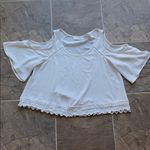 ASTR the Label cold shoulder crop top Photo 5