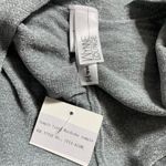 MarlaWynn Small Button Photo 4