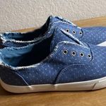 Magellan outdoors Magellan Women Chambray Denim jean slip on laceless sneakers shoes size 7 Photo 2
