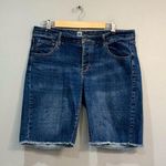 Mossimo Boyfriend Denim Shorts Size 12 EUC Blue Photo 0