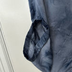 Vera Wang Women's Simply  Shirred Neck Blouse. Blue Tie Dye. Button. Soft. Sz: S Photo 8