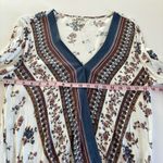 Charming Charlie Krazy Kat Floral Cream and Blue Surplice Long Sleeve Blouse M Photo 3