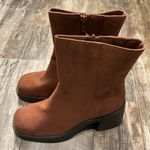 Sun and Stone Women’s Elegant Brown Heeled Boots Size 7.5 Photo 5