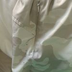 Old Navy Active  Quick Dry Shorts Photo 2