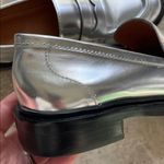 Madewell  The Vernon Leather Loafer Silver Photo 8