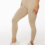 ECHT  Brown Olive waist leggings with scrunch detail in the back. Photo 6