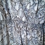 AQUA NWT blue snakeskin long sleeve stress size 2X Photo 5