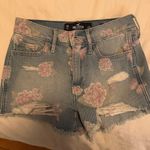 Hollister Jeans Shorts High-Rise Short-Short Vintage Stretch Pink Floral Photo 0