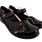 Dansko  Opal Patent Mary Jane Flat Shoe Round Toe Leather Black Cherry EU41 US 10 Photo 1