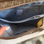 Baggallini LIGHT OLIVE GREEN SHOULDER BAG WITH SNAP FLIP CLOSURE
LOTS OF POCKETS Photo 7