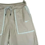 Nike Women’s Essential Woven Loose High Rise Curve Pants Shearling Pockets Med Photo 3