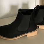 Seven7 Black Pull On Suede Booties Seven Chelsea Women Size 6.5 Photo 3