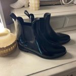 Time And Tru Black glossy rain boots Photo 7
